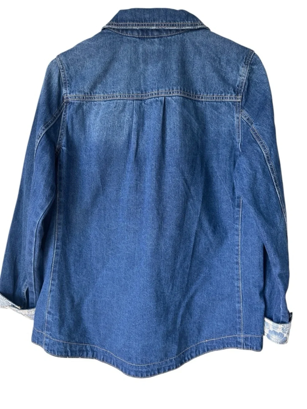 CURVE Button-Front Denim Jacket in Deep Blue Wash, Medium